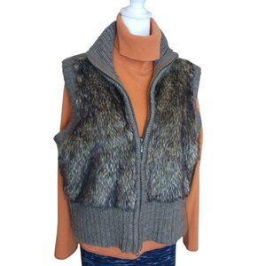 Cabi Faux Fur Alpaca Blend Full Zip Front Sweater Vest Brown, XL